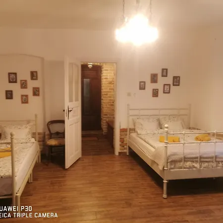 Kuria With Free Parking Apartamento