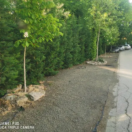 Kuria With Free Parking *