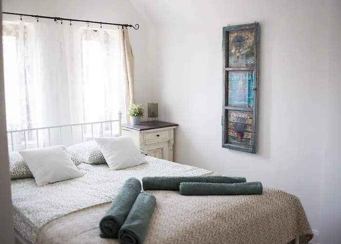 Kuria With Free Parking Apartment Budapest