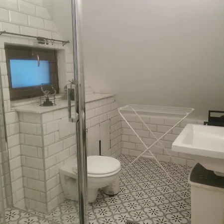 Kuria With Free Parking Apartamento