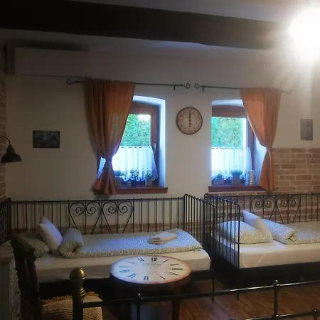 Apartman Kuria With Free Parking