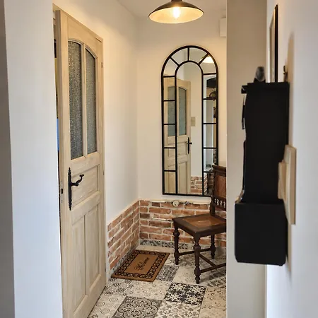 Kuria With Free Parking Apartment Budapest