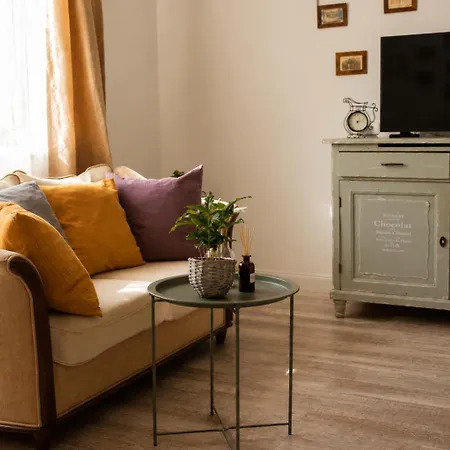 Kuria With Free Parking Apartment *