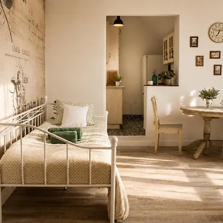 Apartment Kuria With Free Parking Budapest