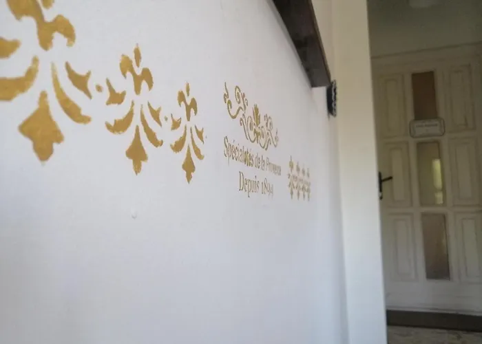 Kuria With Free Parking *