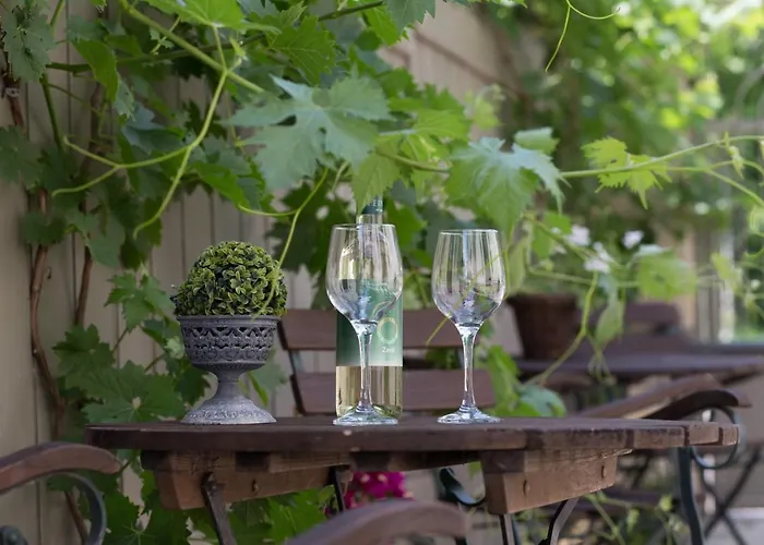 Kuria With Free Parking Apartament