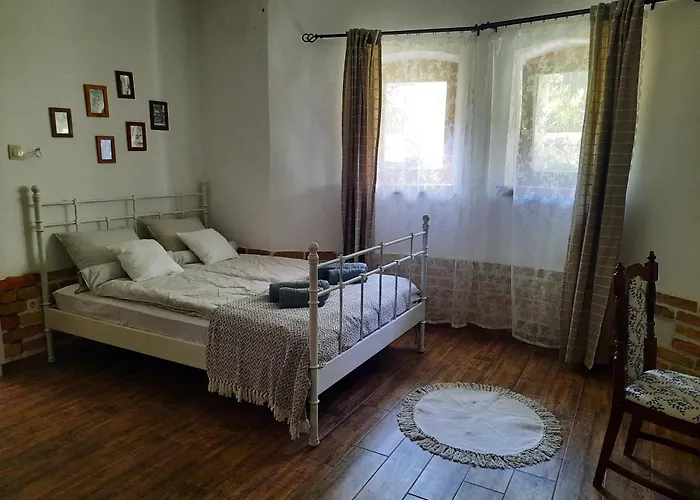 Kuria With Free Parking Apartament