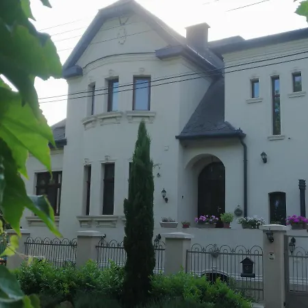 Apartment Kuria With Free Parking Budapest