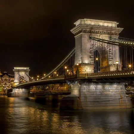 Apartment Kuria With Free Parking Budapest