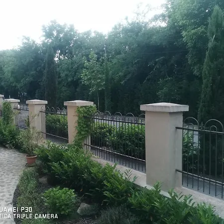 Apartment Kuria With Free Parking