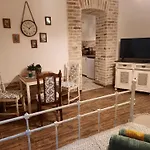 Kuria With Free Parking Apartment